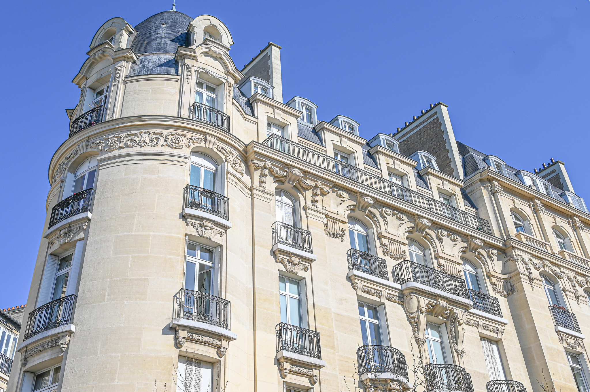 198 Avenue Victor Hugo 75116 Paris groupecz.fr 198 Avenue Victor Hugo 75116 Paris groupecz.fr